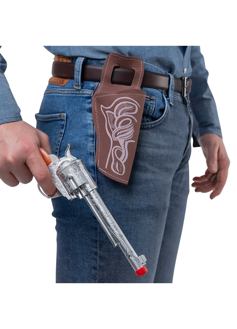 Cowboy Gun & Holster - Image 2