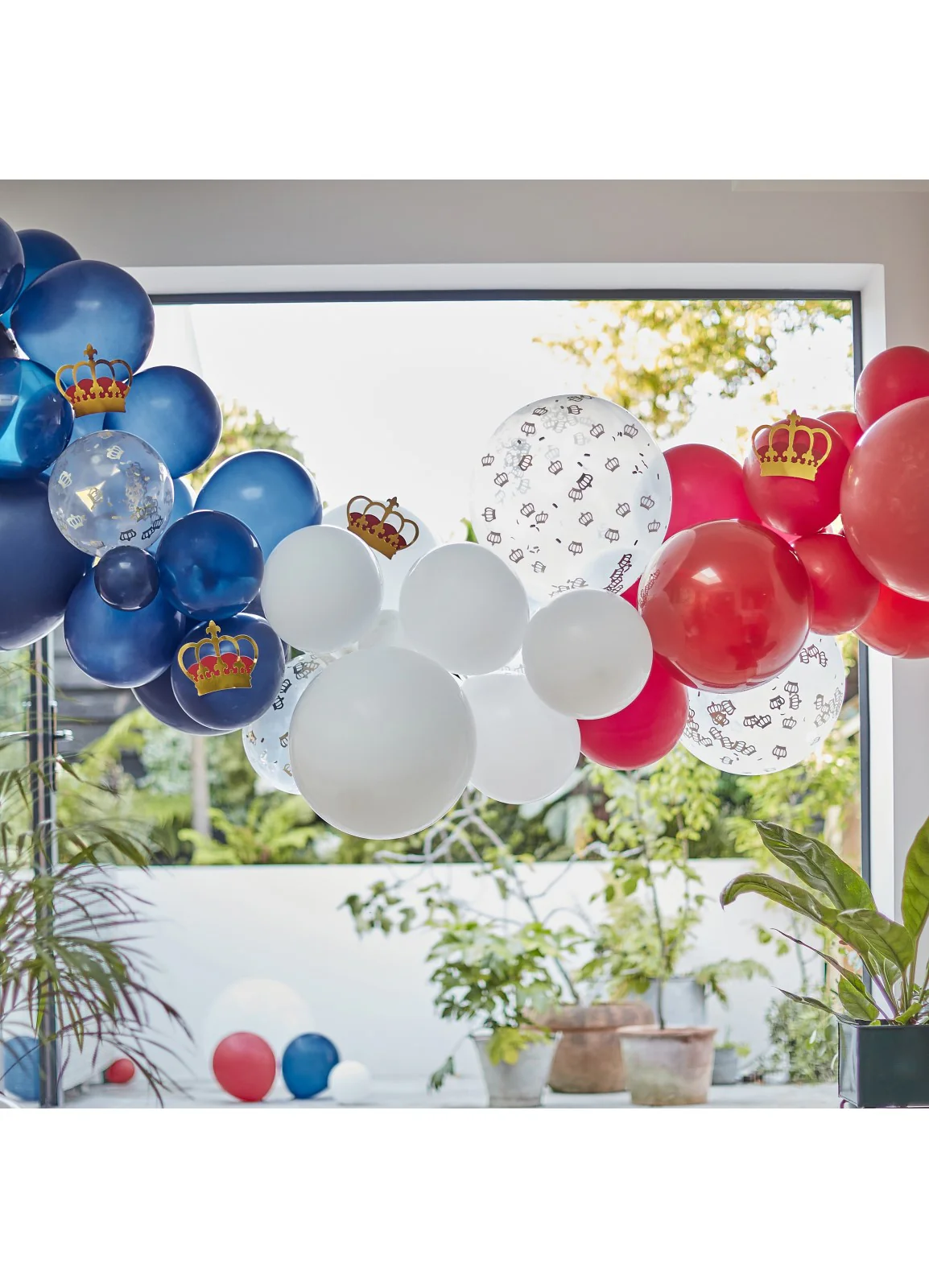 Union Jack Royal Party Balloon Arch Kit